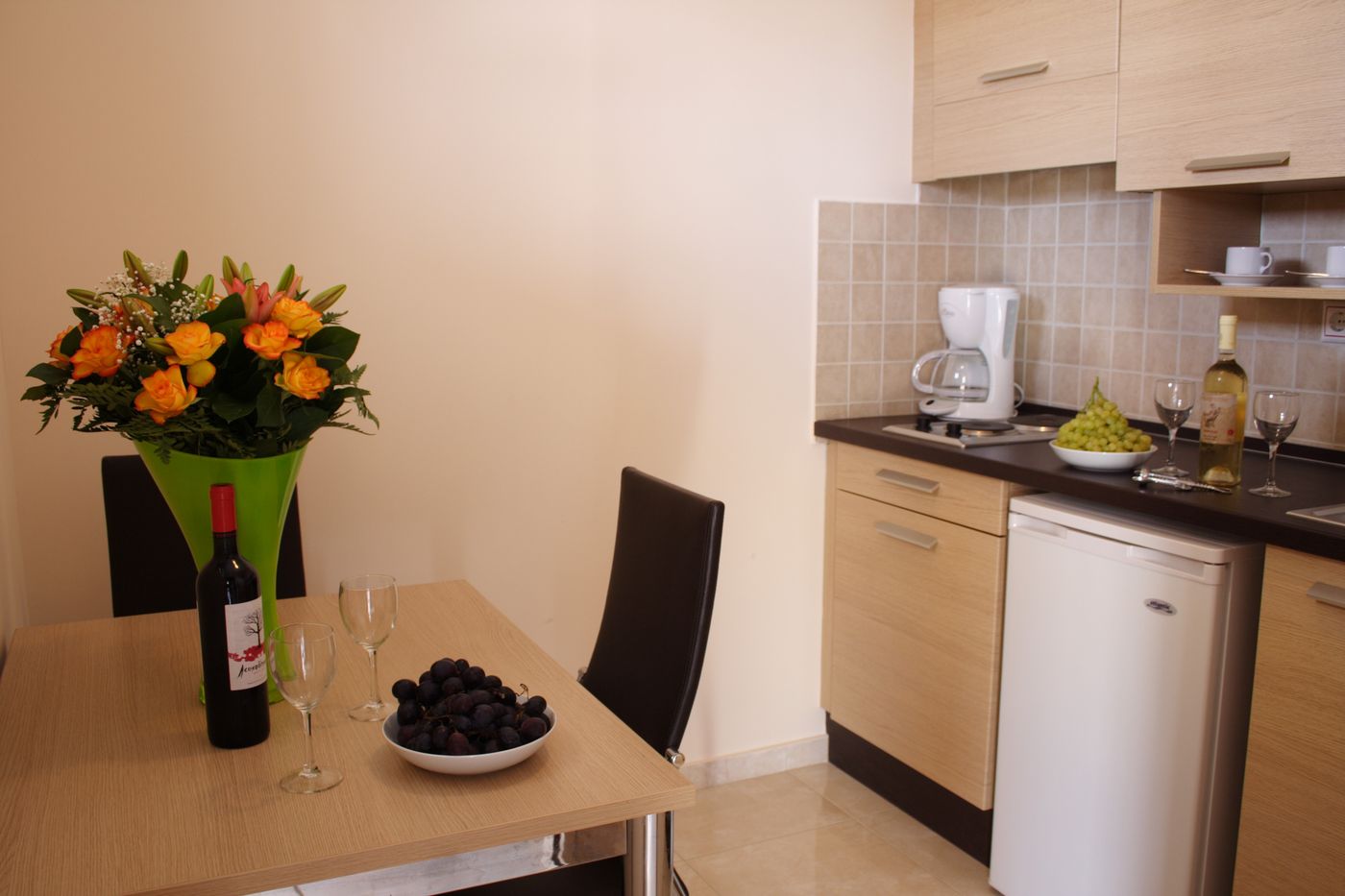 Eleana-Hotel-Room-32