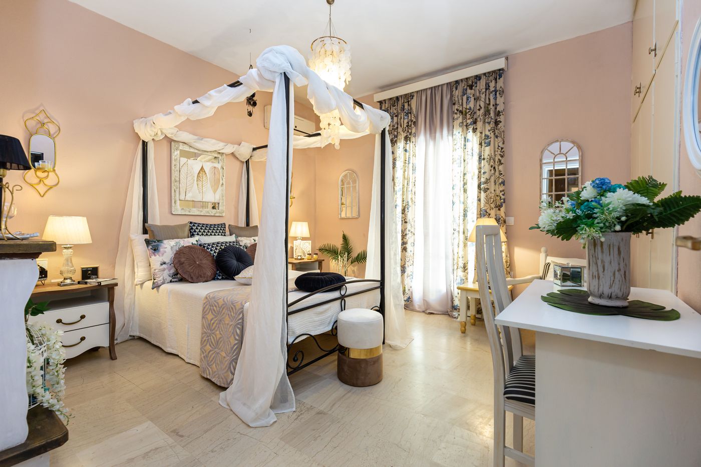 V-A--Boutique-Apartments-and-Suites-Room-38