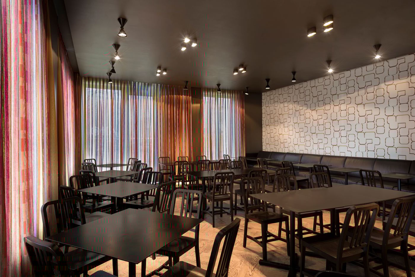 Adina-Apartment-Hackescher-Markt-Restaurant-18