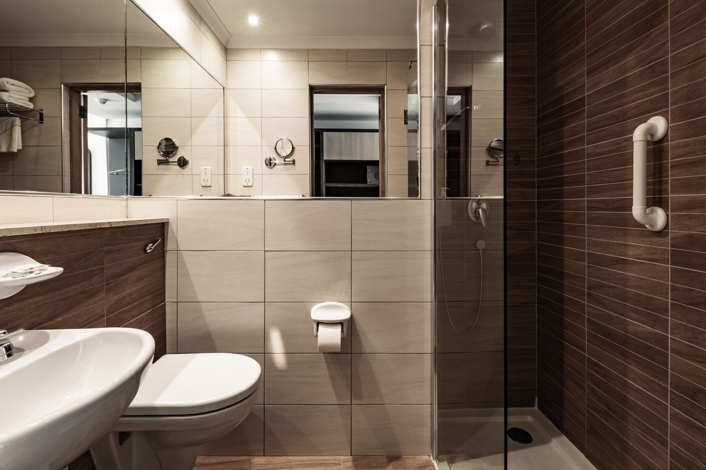 Qawra-Palace-Resort---Spa-Room-30