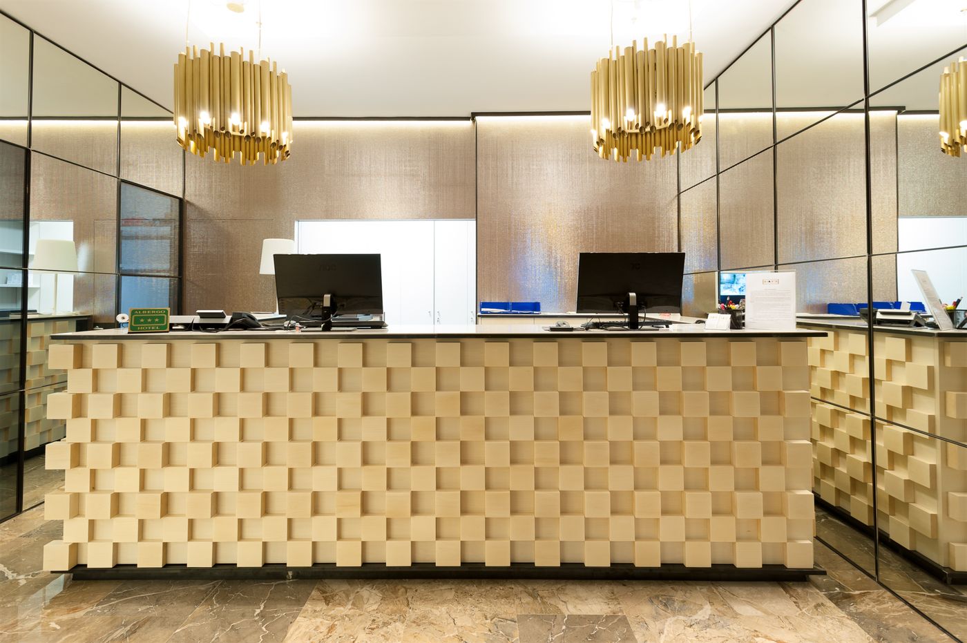 Lombardia-Milano-Lobby-31