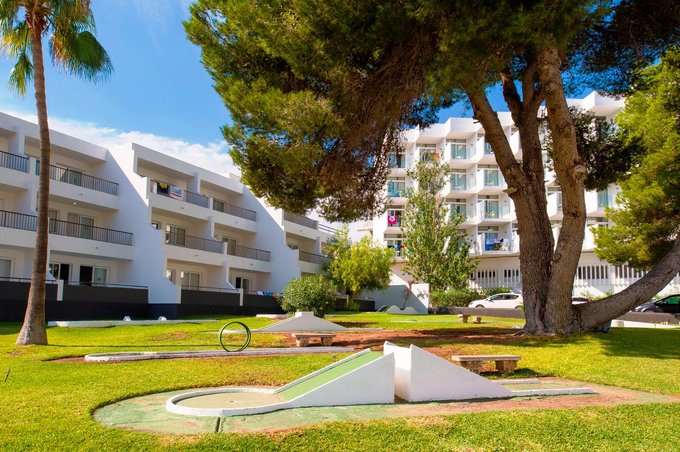 Apartamentos-Playasol-Riviera-Sports-and-Entertainment-14