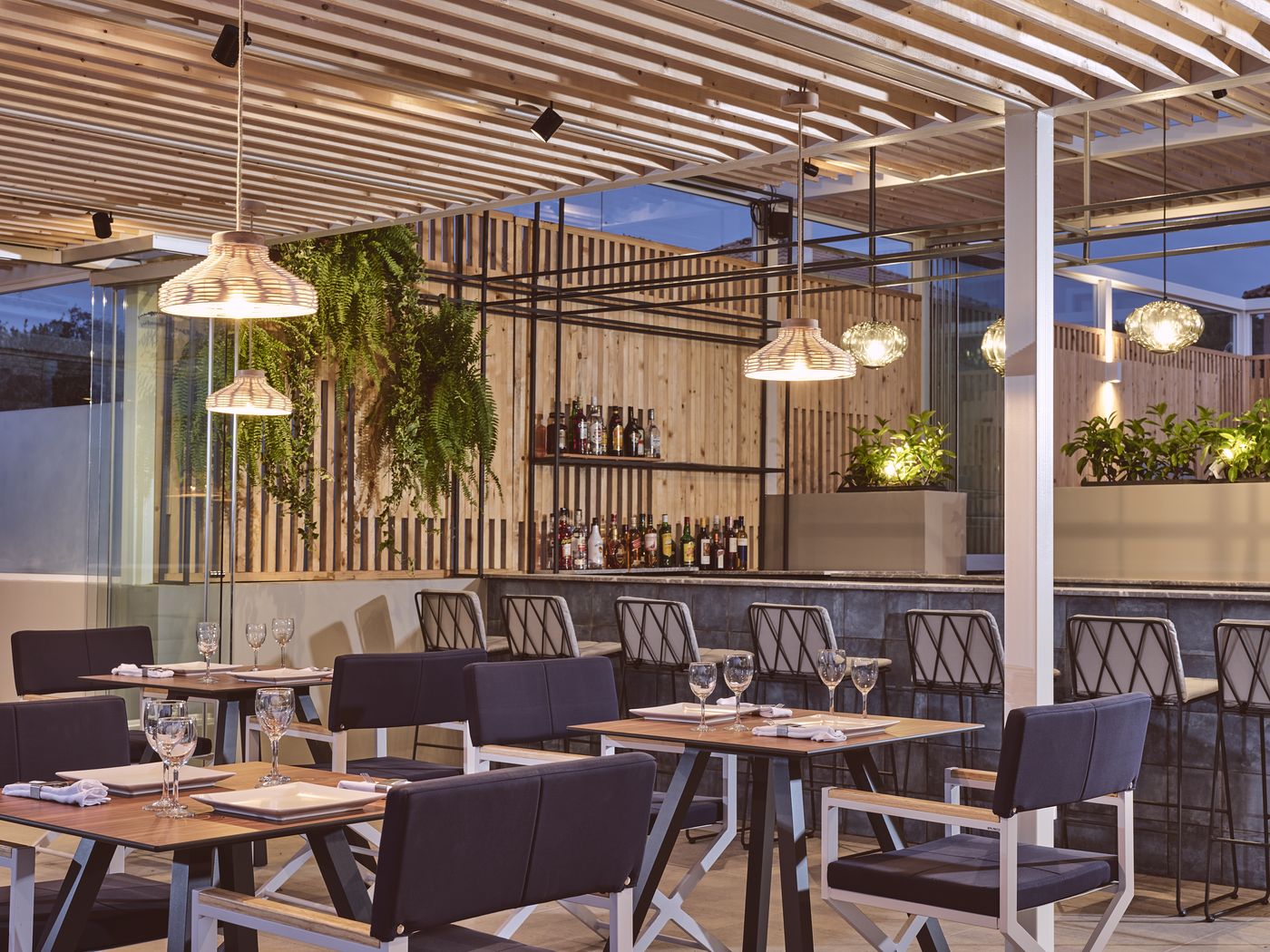 St--John-Villas-Restaurant-23