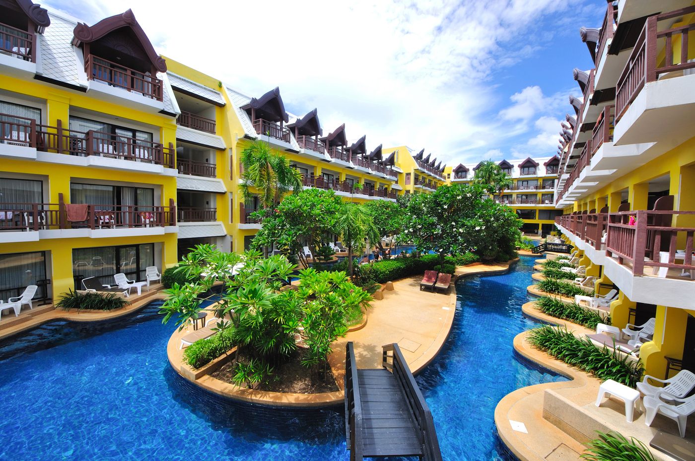 Woraburi-Phuket-Resort---Spa-Pool-1