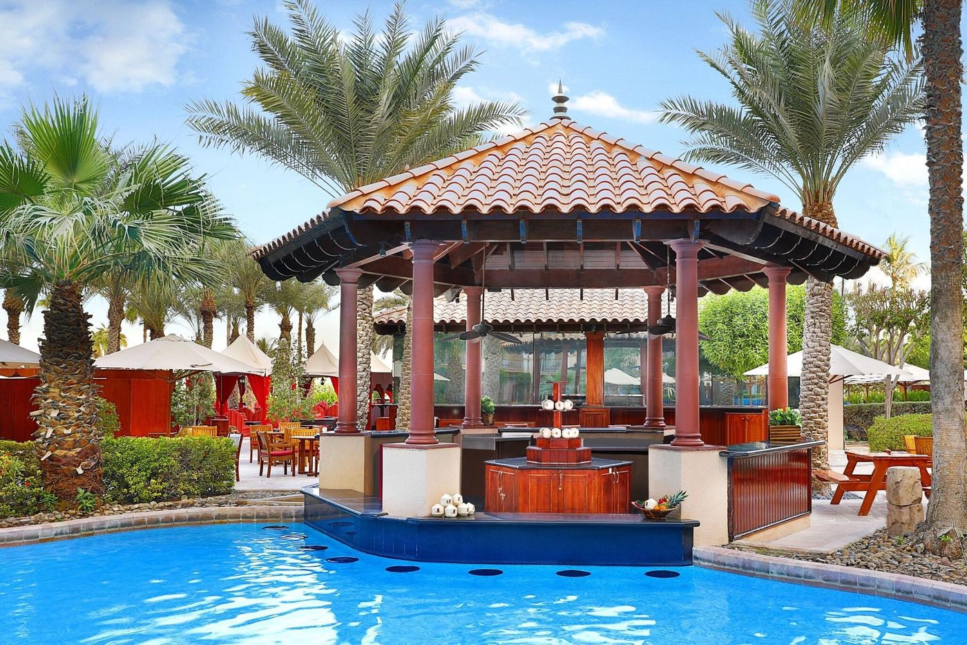 The-Ritz-Carlton--Dubai-Restaurant-9