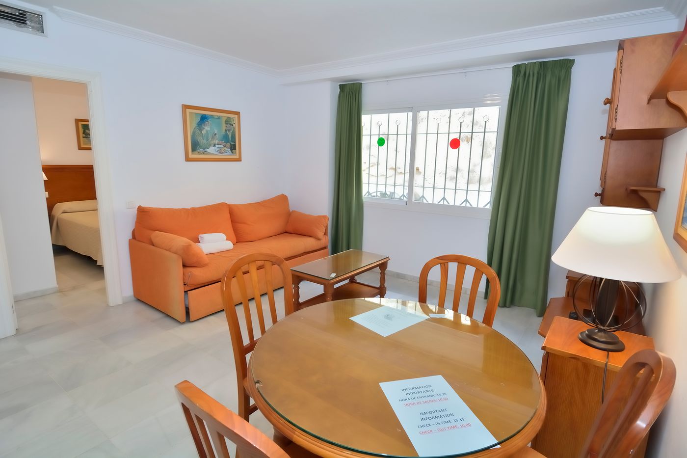 Apartamentos-HC-Burriana-Playa-Room-10