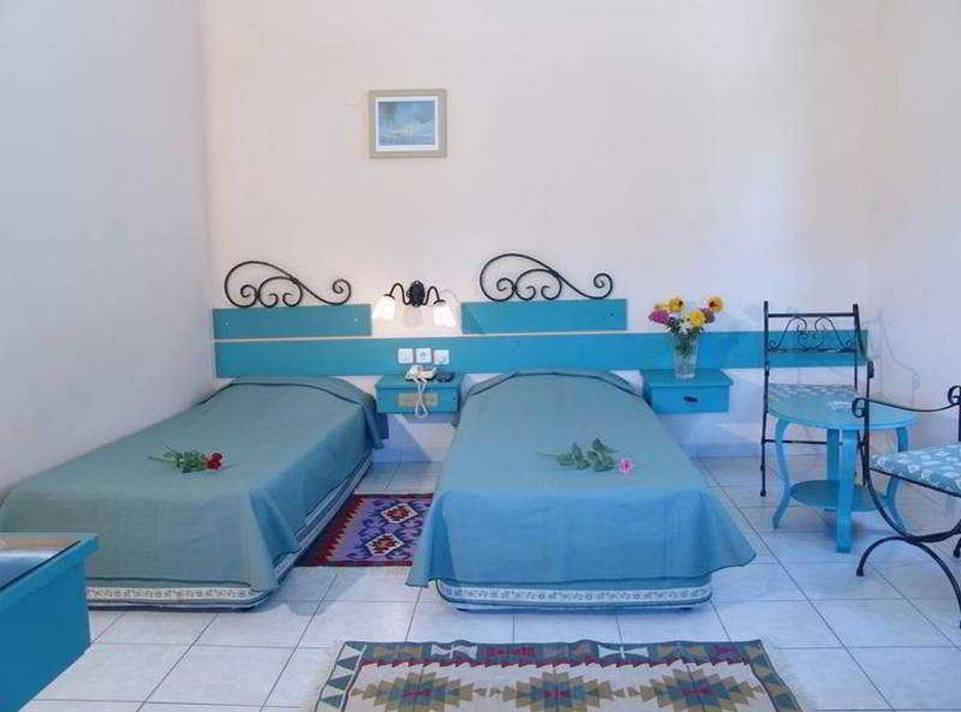 Club-Hotel-Titan-Room-12