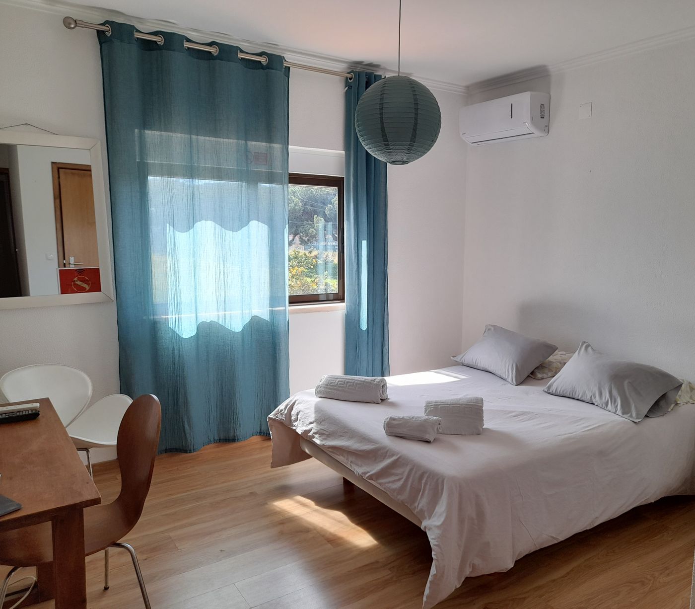 Sublime-Sun-and-Van-by-Meco-Stays-Room-7