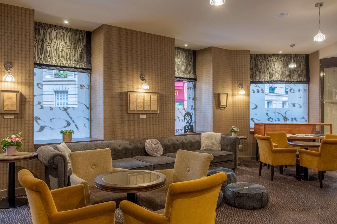 Hotel-Litteraire-Le-Swann--BW-Premier-Collection-Bar-11