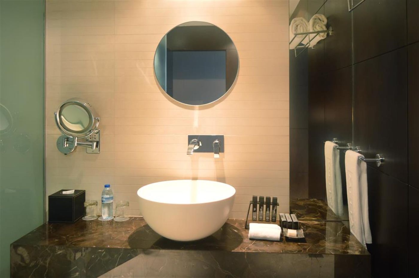 The-Canvas-Dubai--McGallery-by-Sofitel--Melia-Dubai--Room-31