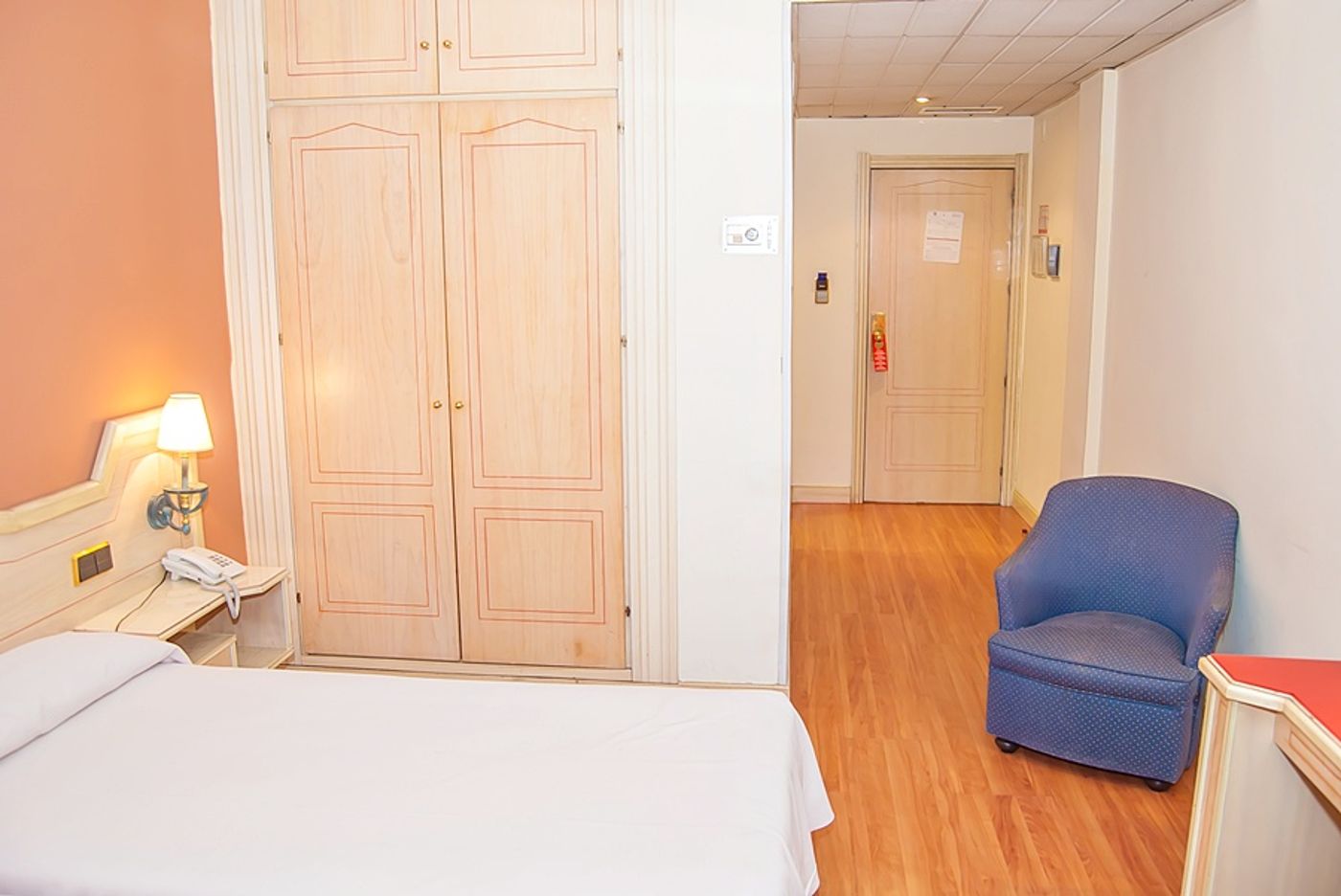 Ana Maria-Spain-GRANADA-Room-4