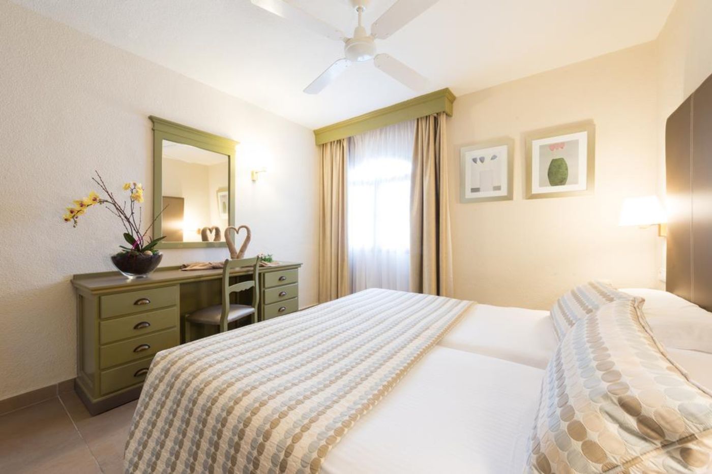 Hd-Parque-Cristobal-Tenerife-Room-27