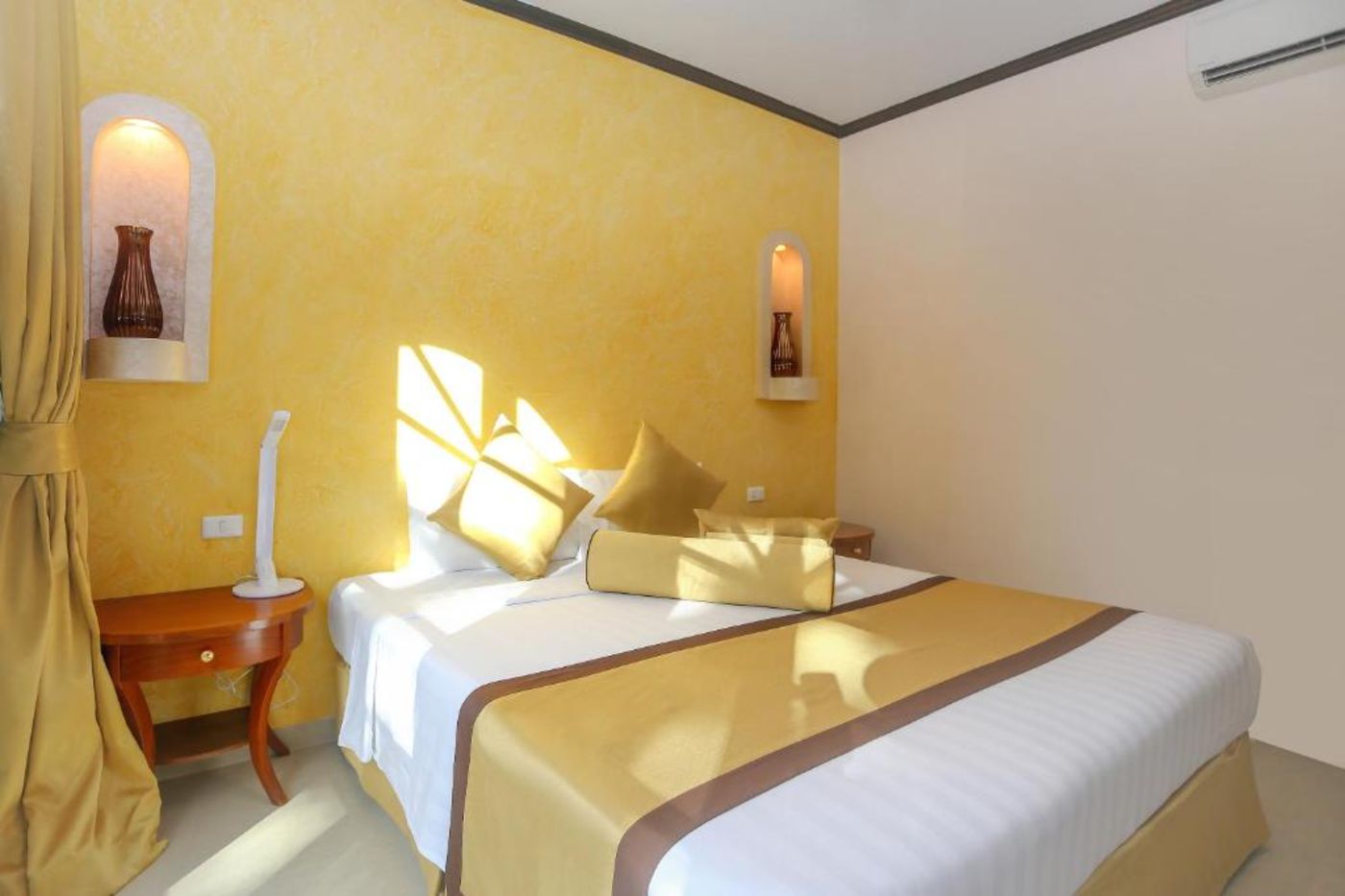 Poseidon Boutique Hotel by ZUZU-Thailand-Pattaya-Chonburi-Room-8
