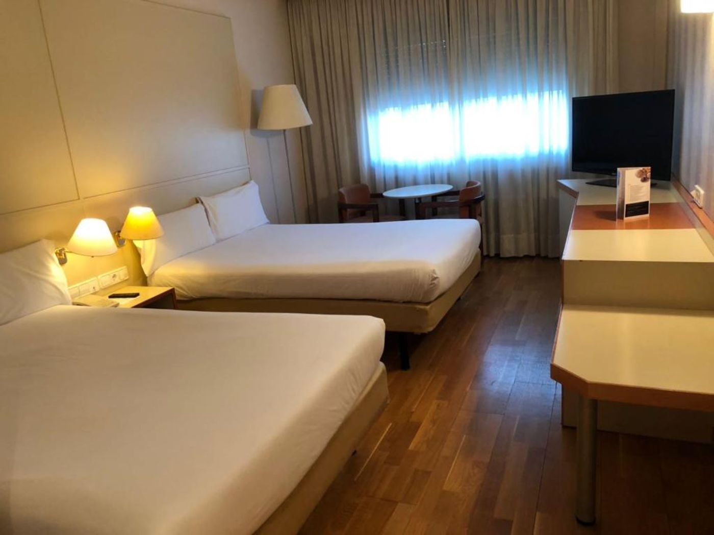 Hotel Urpi-Spain-SABADELL-Room-9