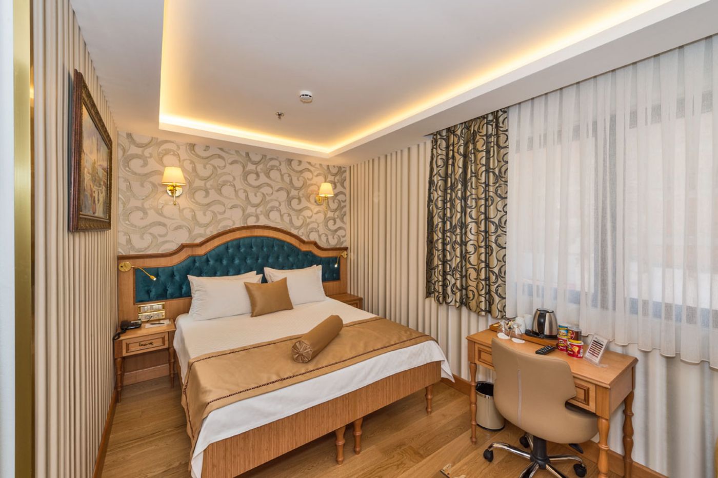 Aprilis-Gold-Hotel-Room-15