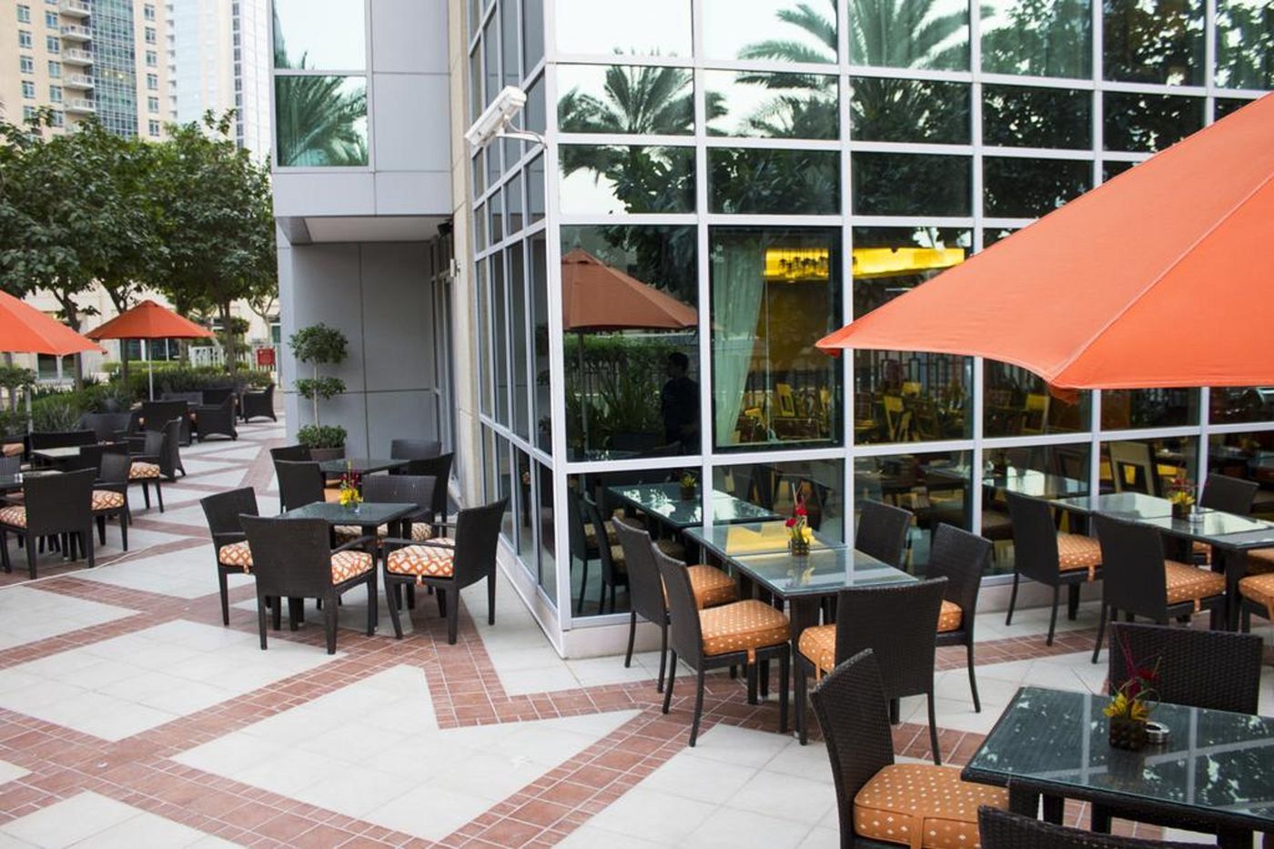 Ramada-Dubai-Lobby-5