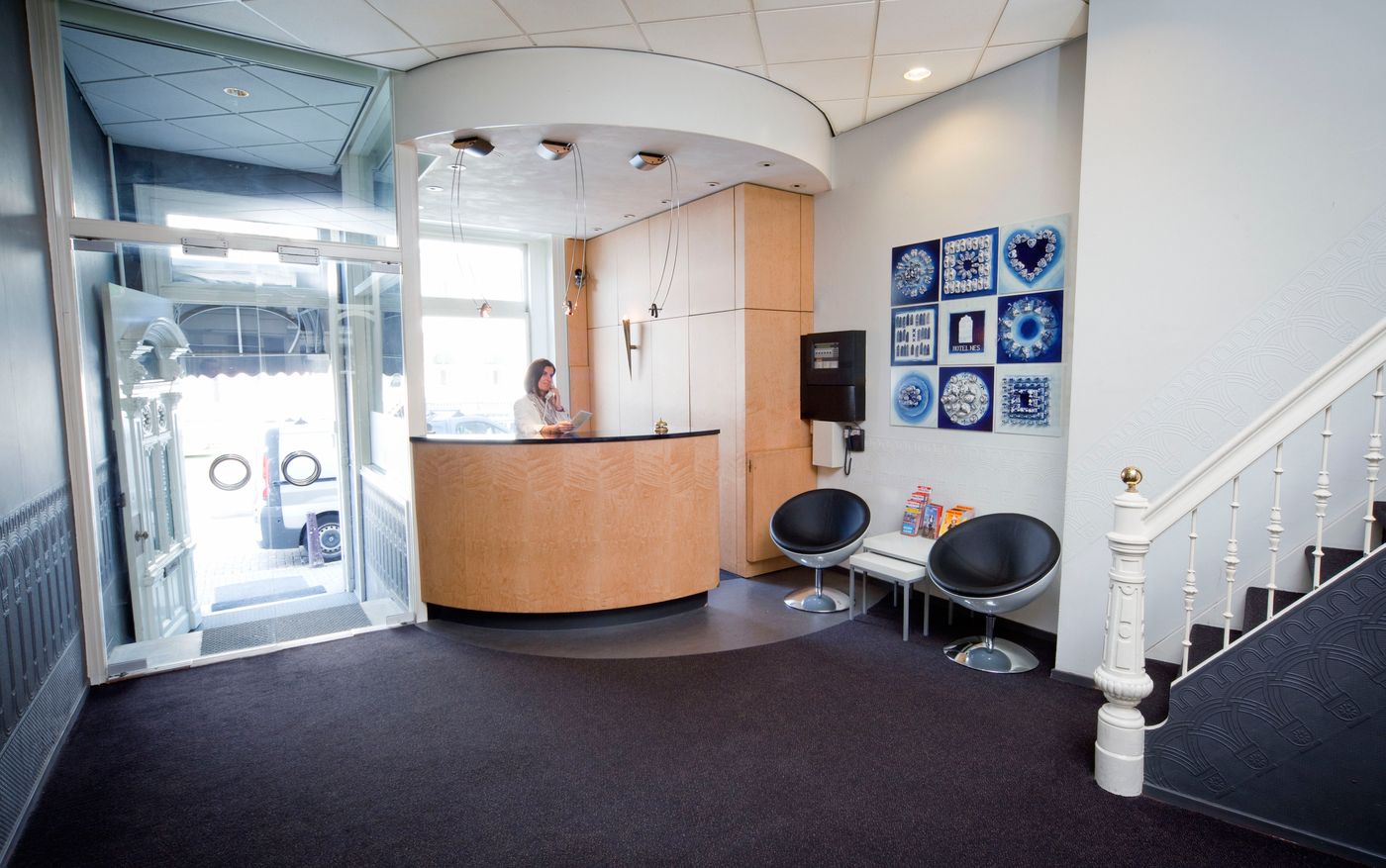 Hotel-Nes-Lobby-3