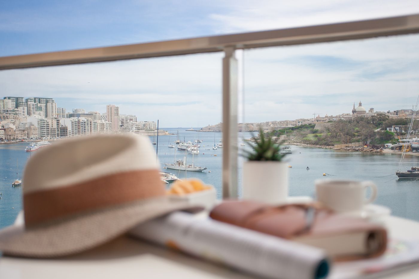 Hotel-115-The-Strand-Hotel-and-Suites-Room-64