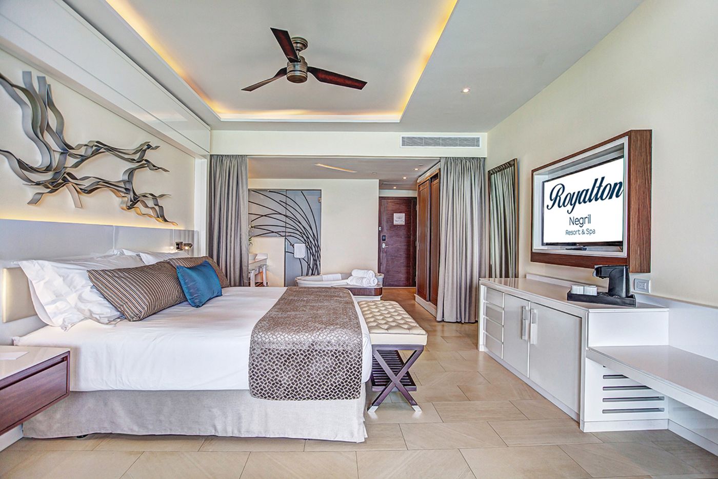 Hideaway-At-Royalton-Negril-Room-34