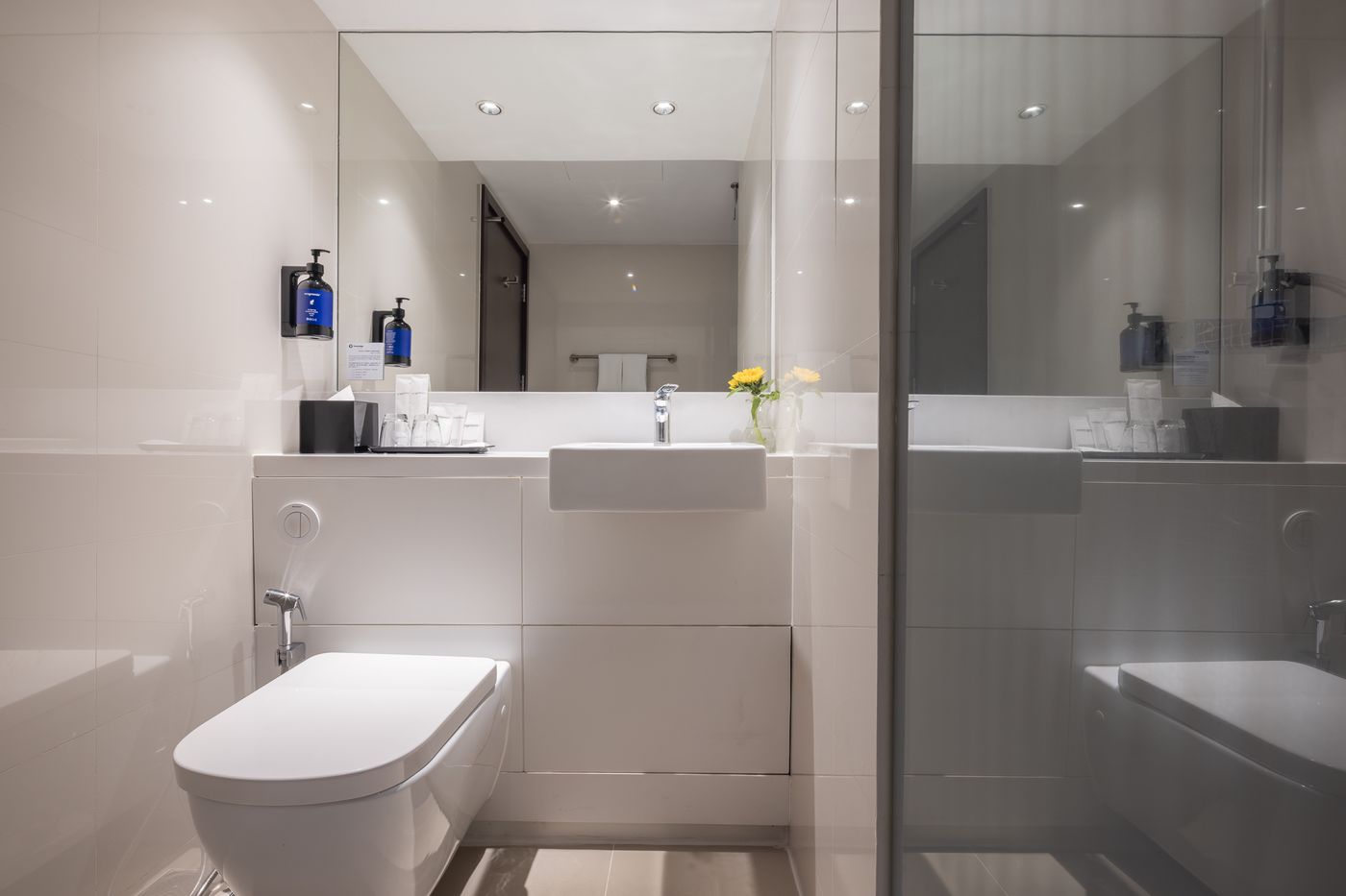 Travelodge-Sukhumvit-11-Room-44