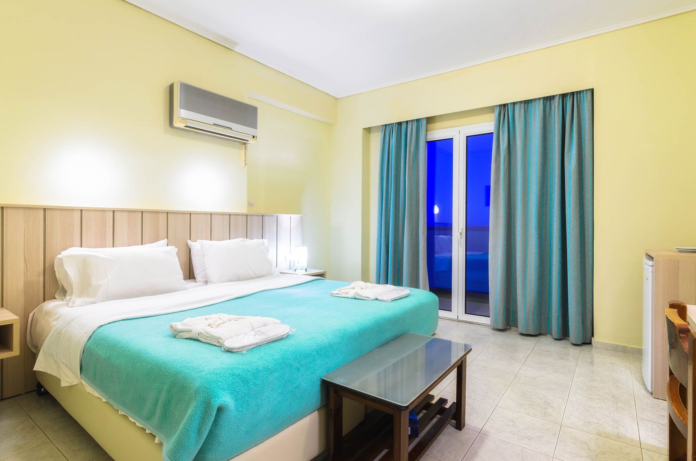 Iakinthos-Tsilivi-Beach-Room-27