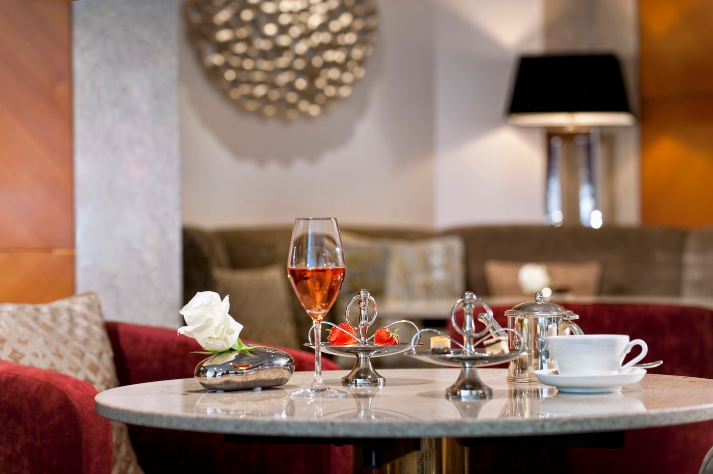 Hotel-Palace-Berlin-Lobby-19