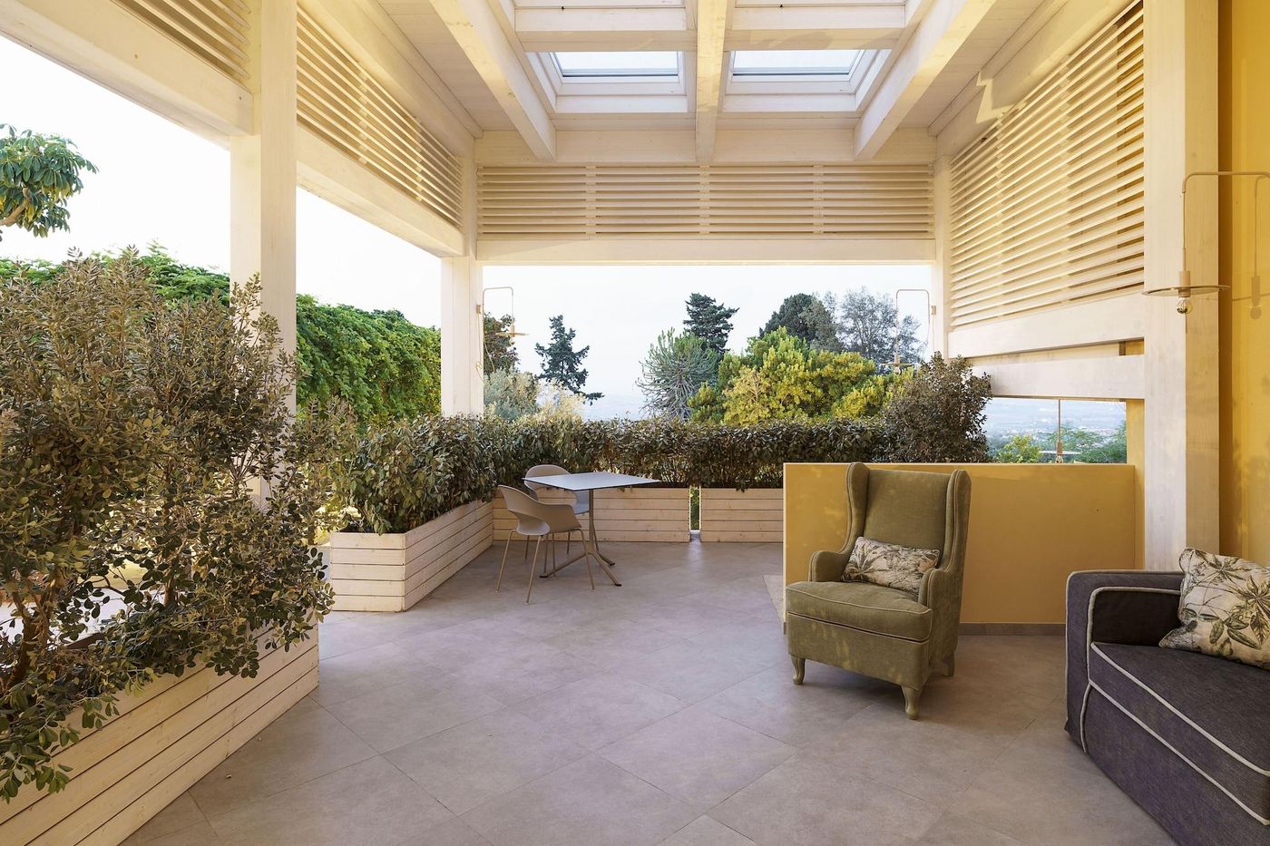 Luna-del-Raccolto--Green-Country-Hotel-Terrace-40