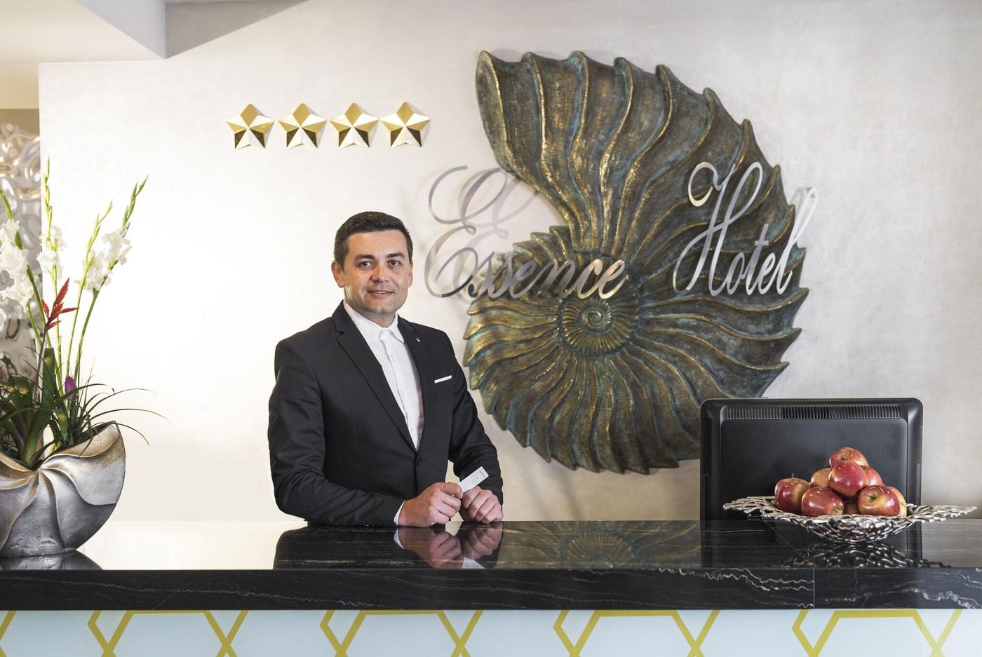 Don-Paquito-Lobby-66