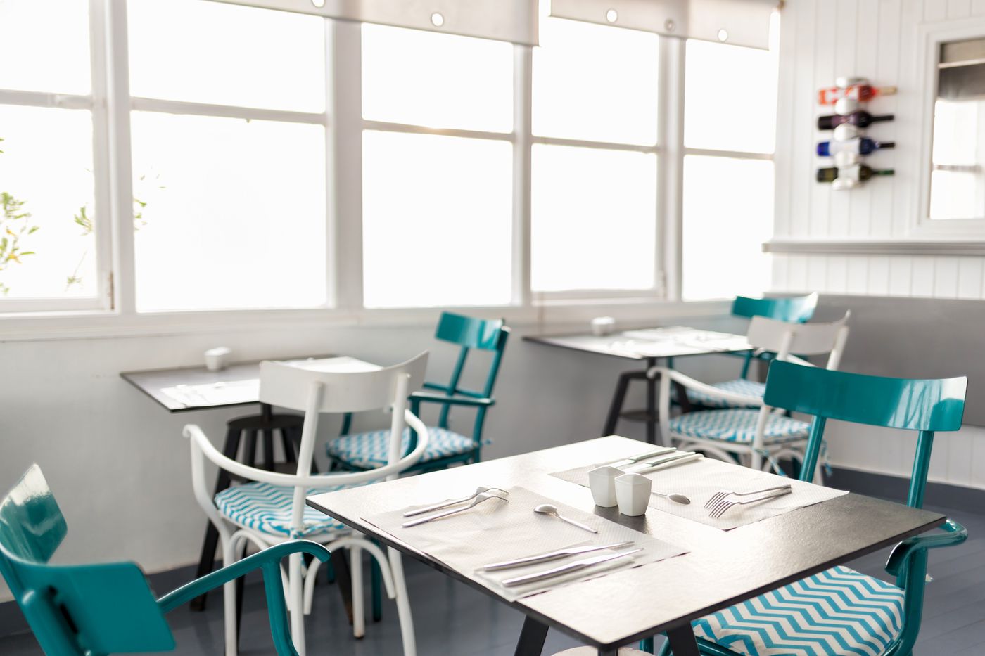 Artemis-Suites-Restaurant-14