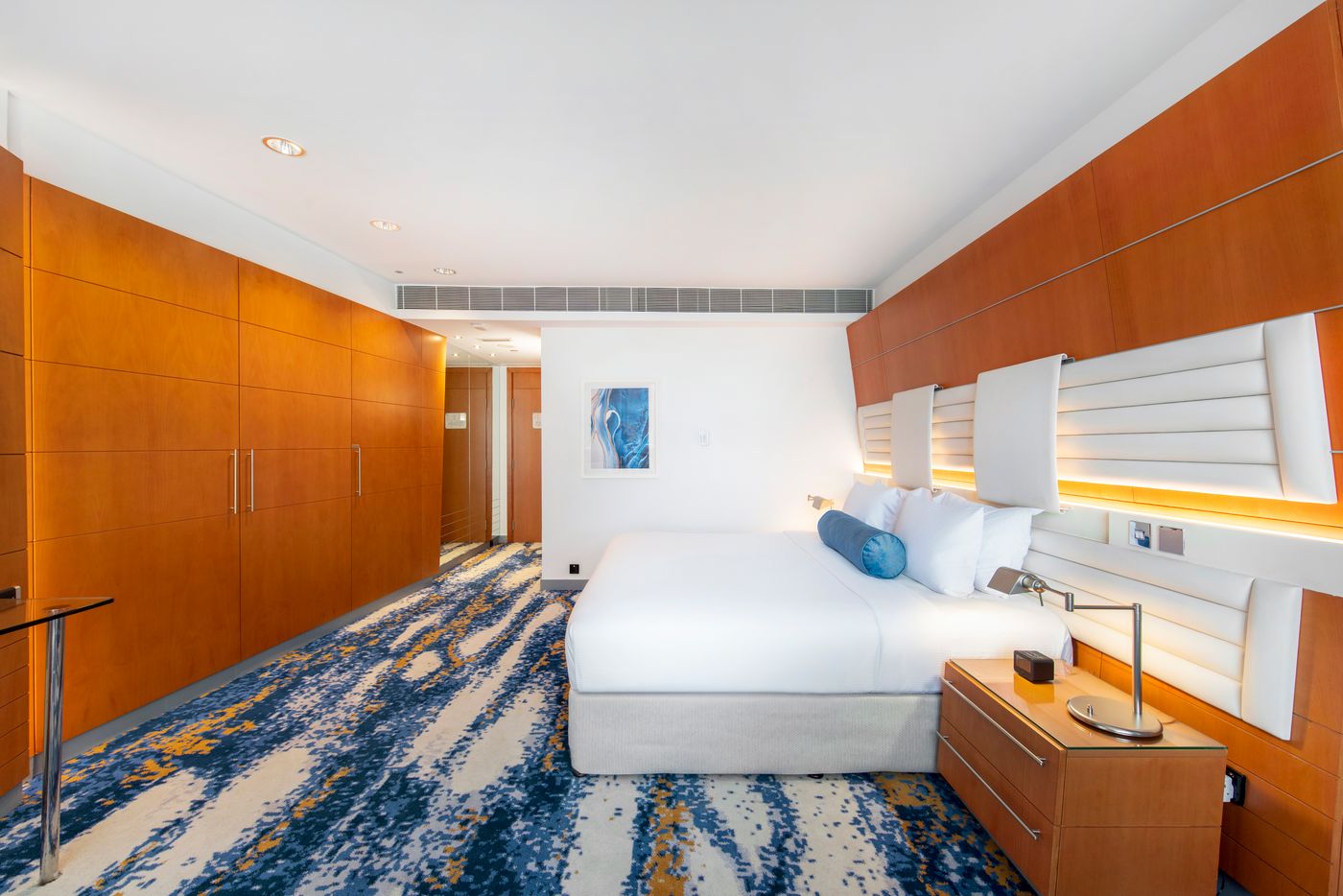 Hilton-Dubai-Creek-Room-14