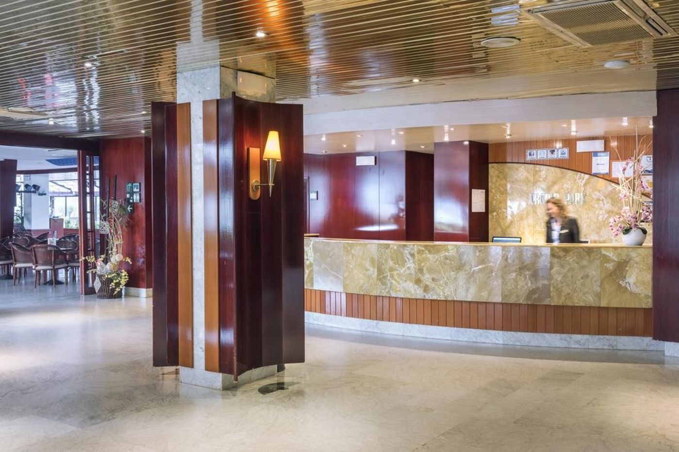 Tropic-Park-Hotel-Lobby-28