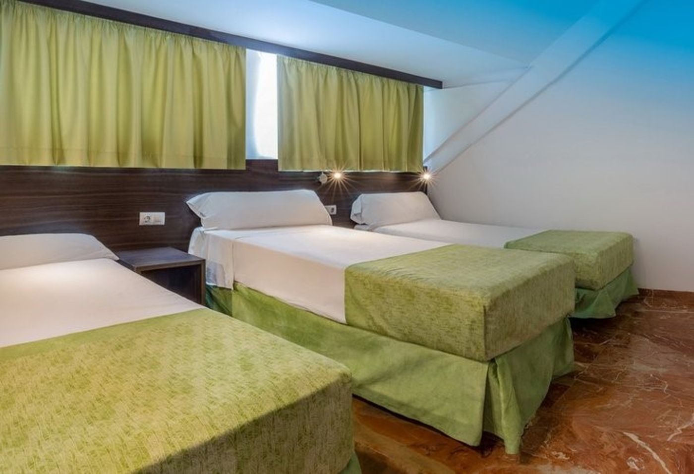 Magic Tropical Splash