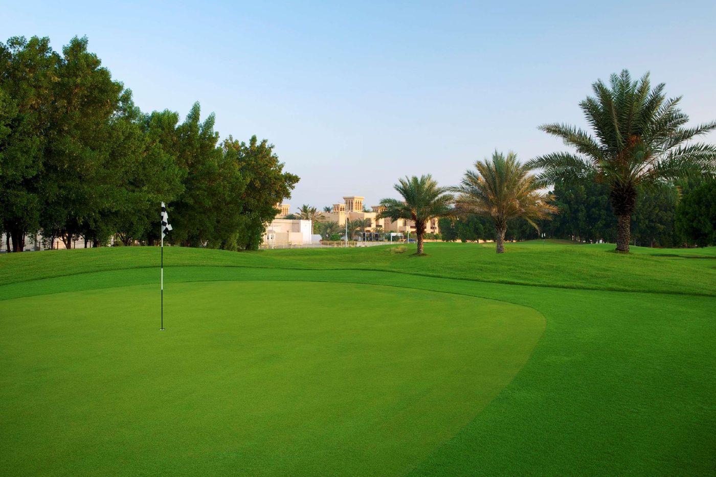 Hilton-Al-Hamra-Beach---Golf-Resort-Sports-and-Entertainment-12