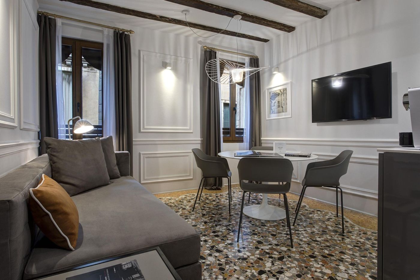 San-Marco-Suite-755-Room-4