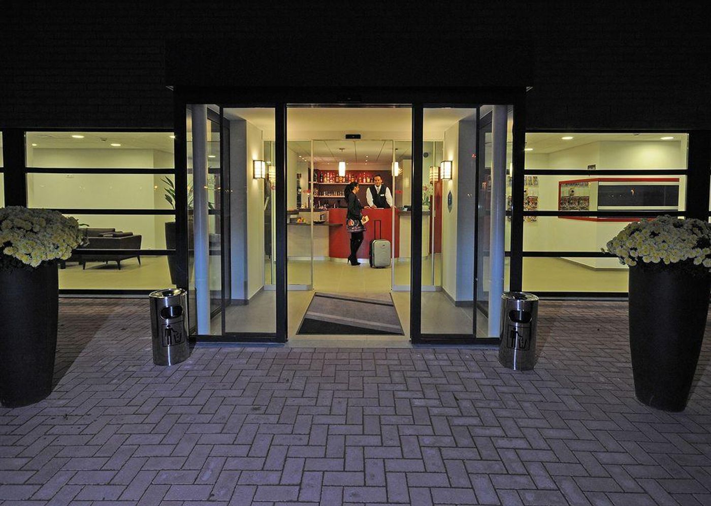 Balladins Charleroi-Belgium-GOSSELIES-General view-10