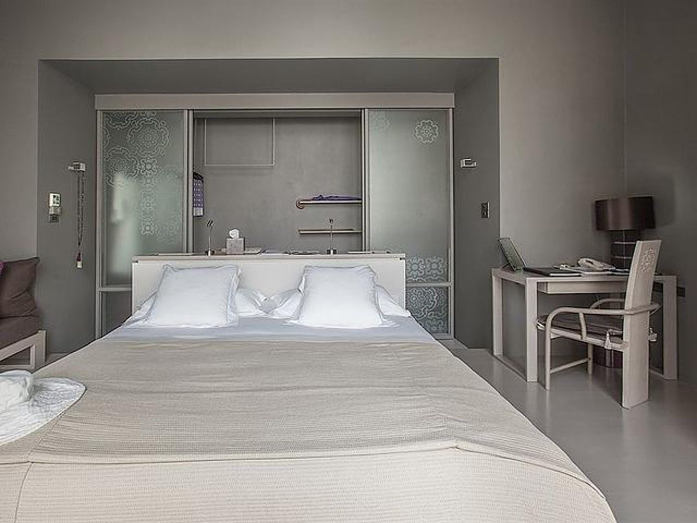 Sala Phuket Resort And Spa 04