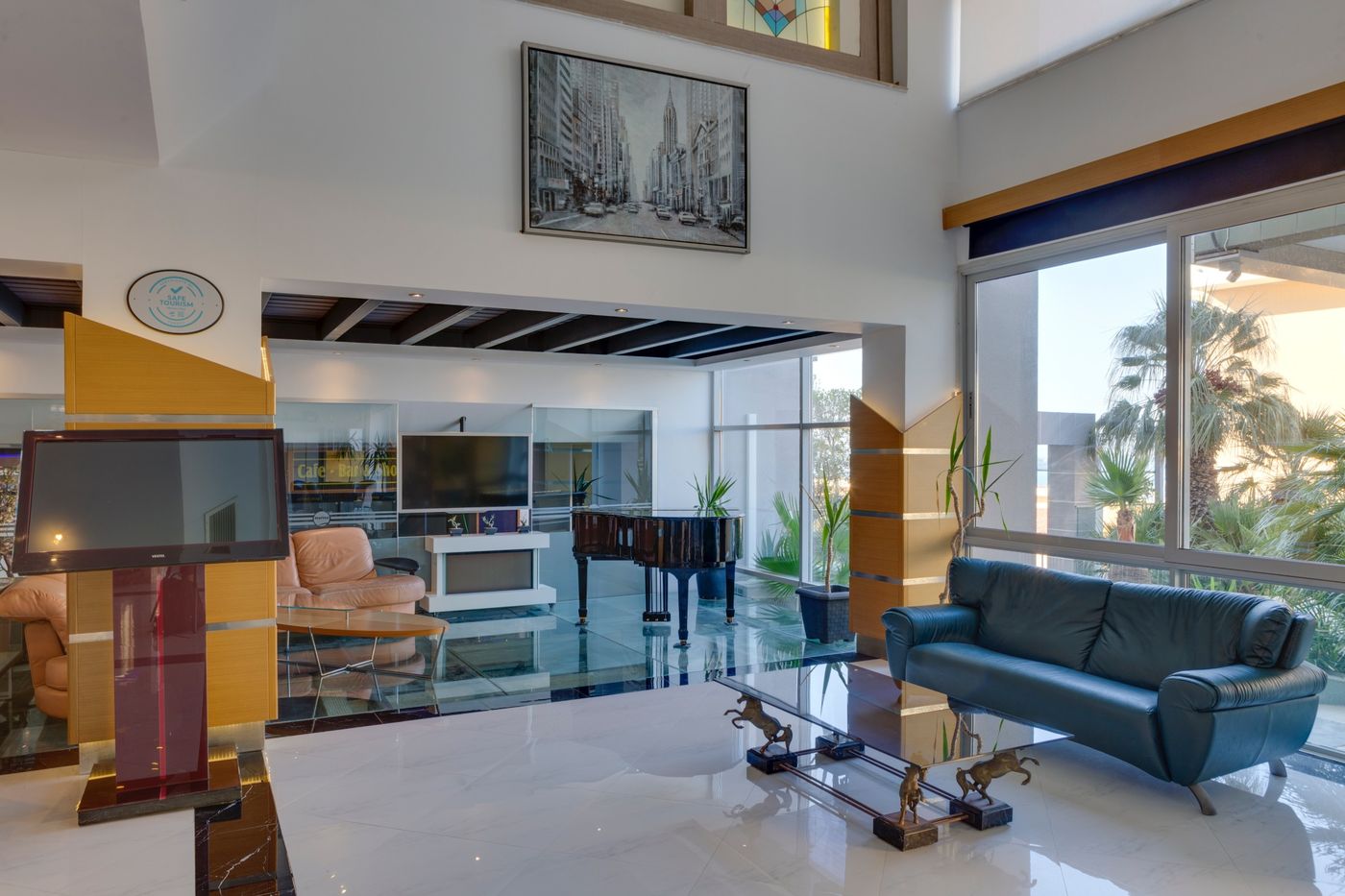 Marina-Hotel-Lobby-39