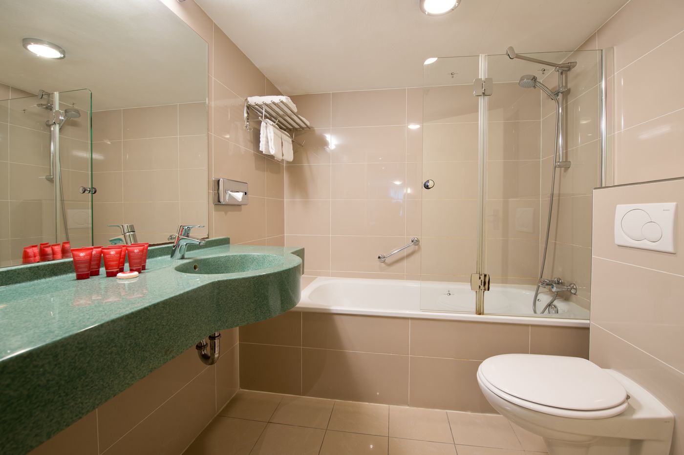 Leonardo-Hotel-Amsterdam-City-Center-Room-36