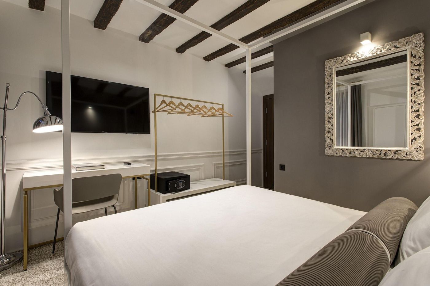 San-Marco-Suite-755-Room-22