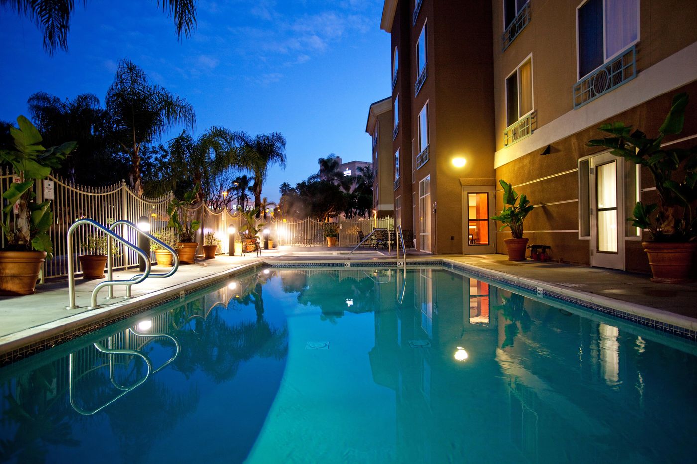 Holiday Inn Express Hotel & Suites Sorrento Valley - United States - SAN DIEGO - Pool - 4