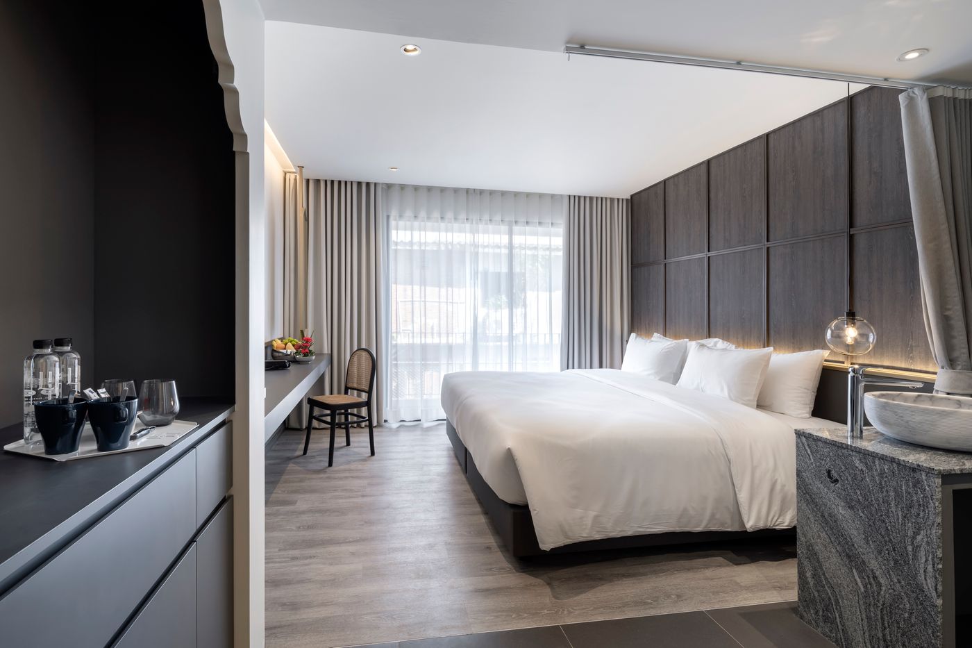 Lilit-Bang-Lumphu-Hotel-Room-10