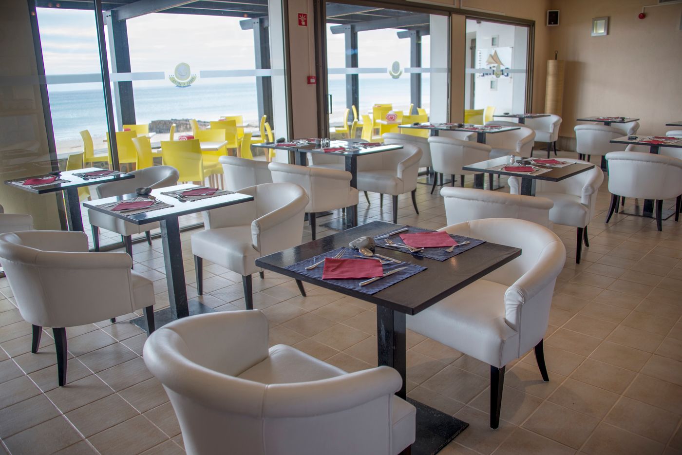 Torre-Praia-Restaurant-11