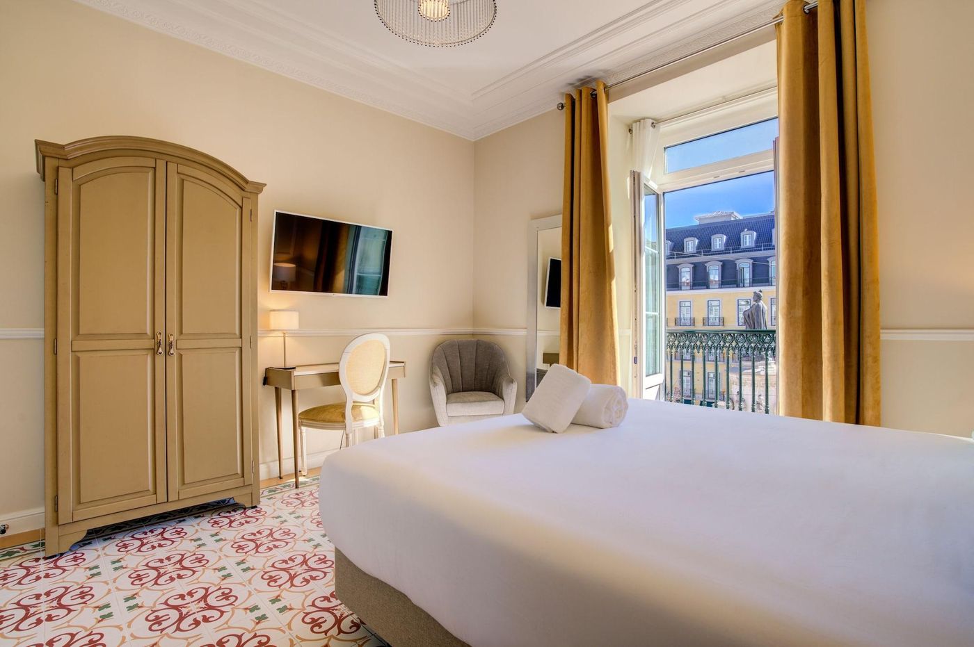 Solar-Dos-Poetas-Room-12