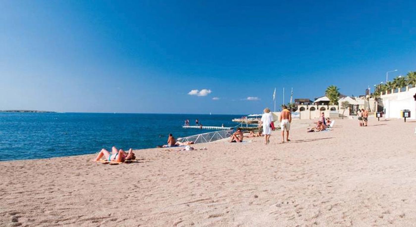 Qawra Point Holiday Complex