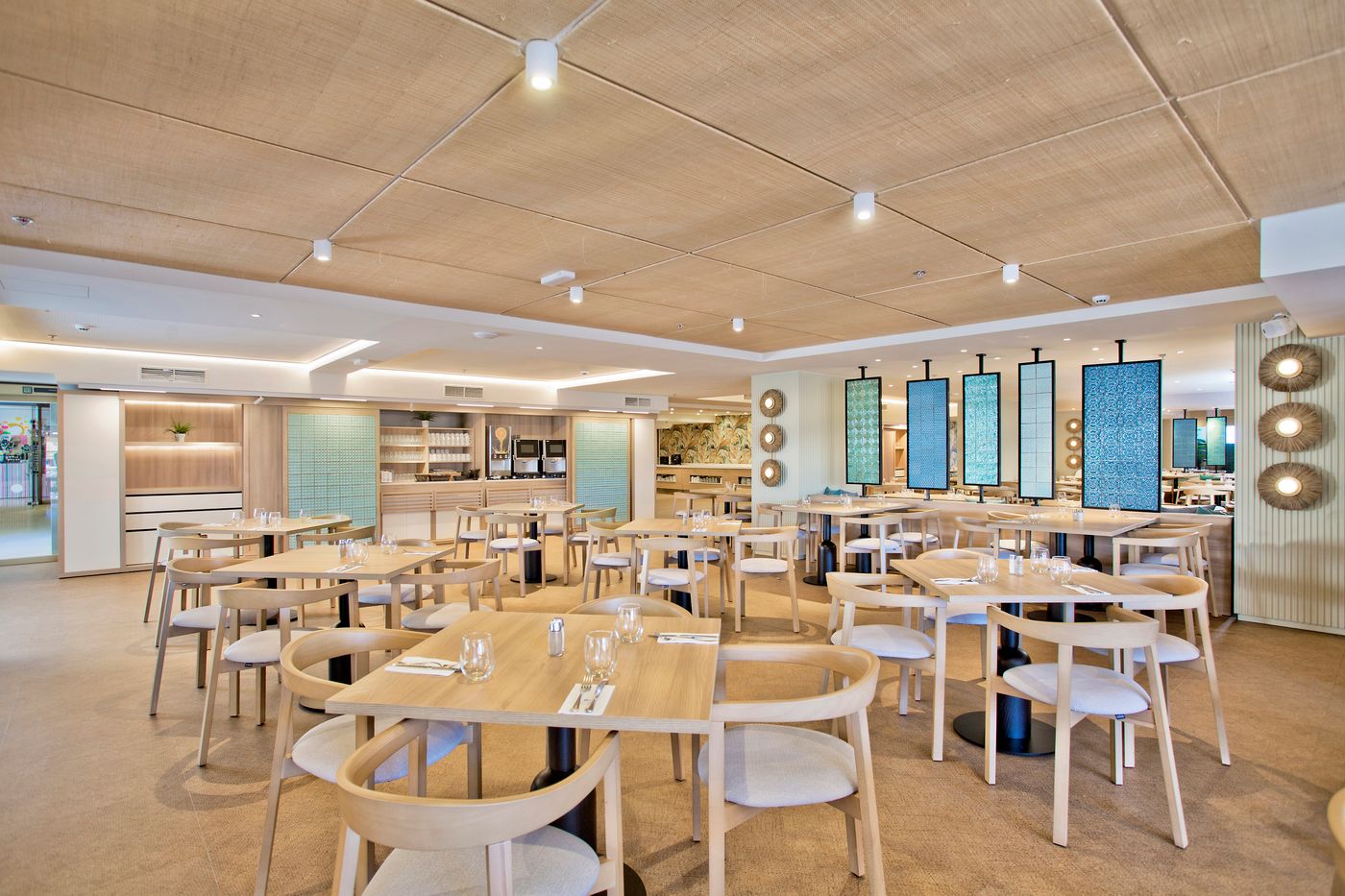 Sunset-Beach-Club-Restaurant-38