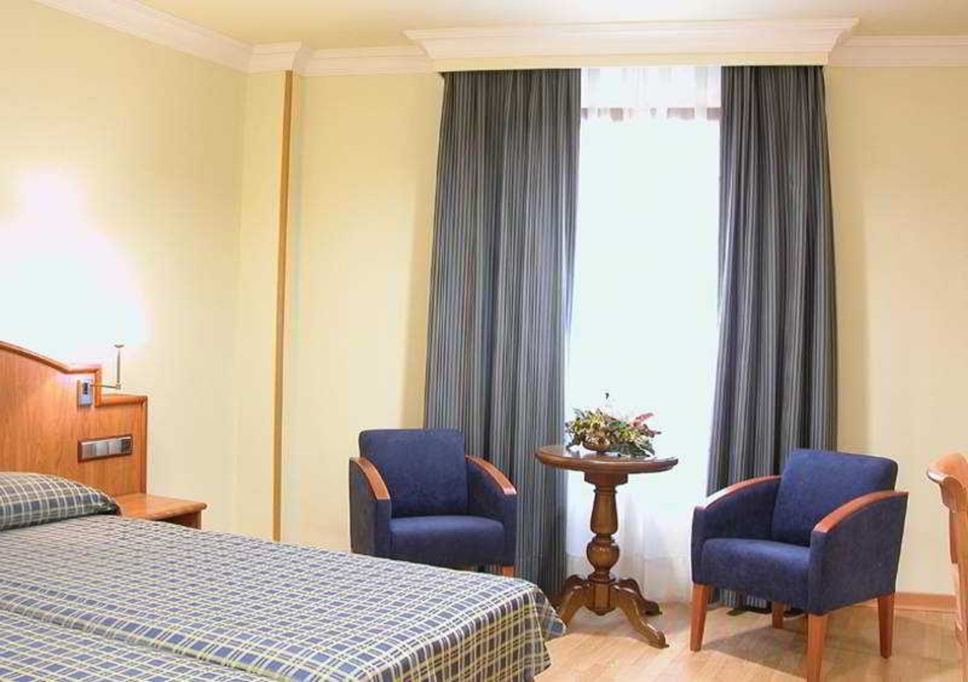 II-Castillas-Madrid-Room-8
