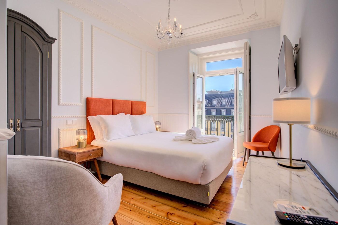 Solar-Dos-Poetas-Room-17