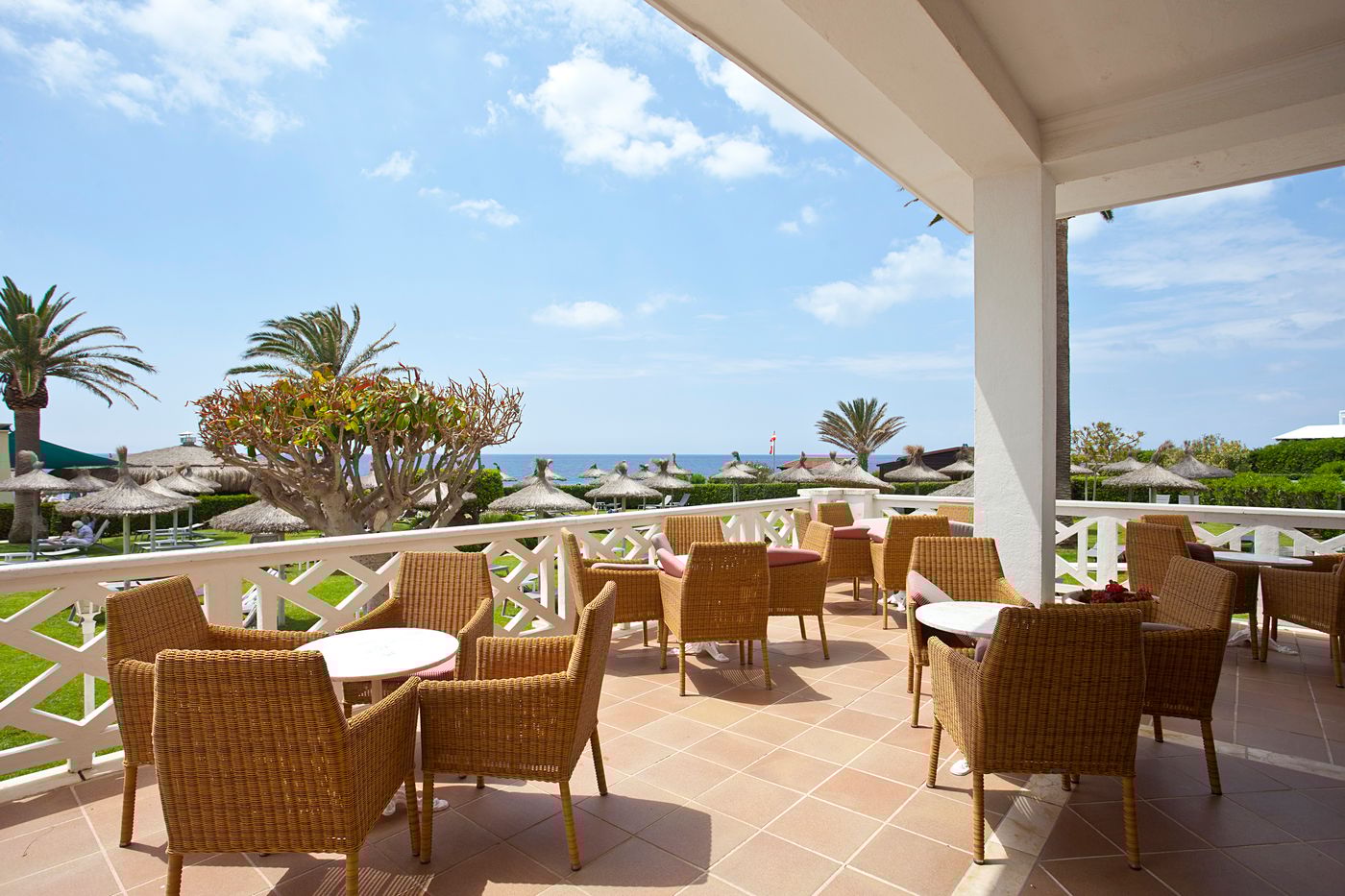 Hotel-55-Santo-Tomas-Bar-9