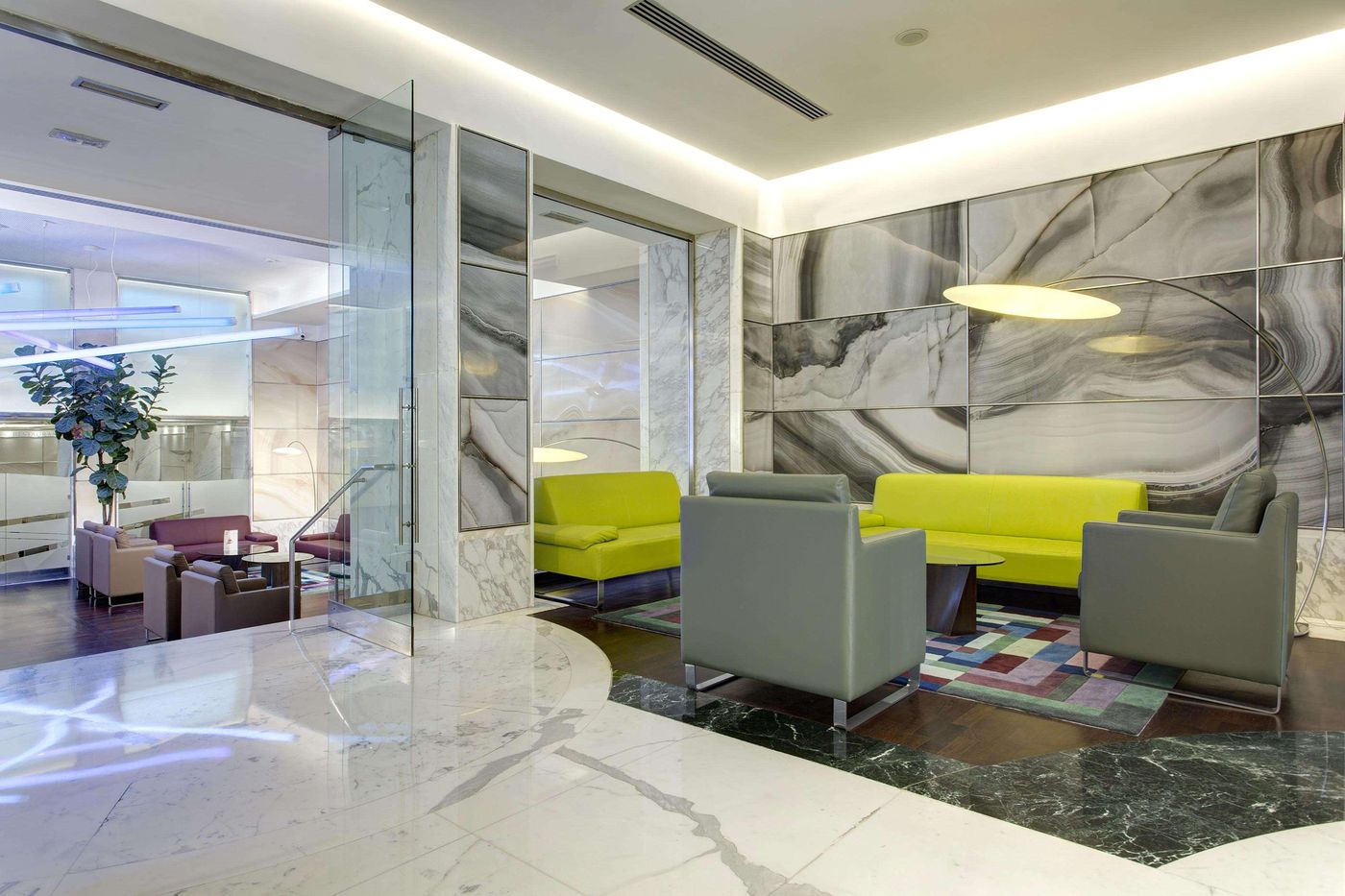 Best-Western-Plus-Hotel-Universo-Lobby-17