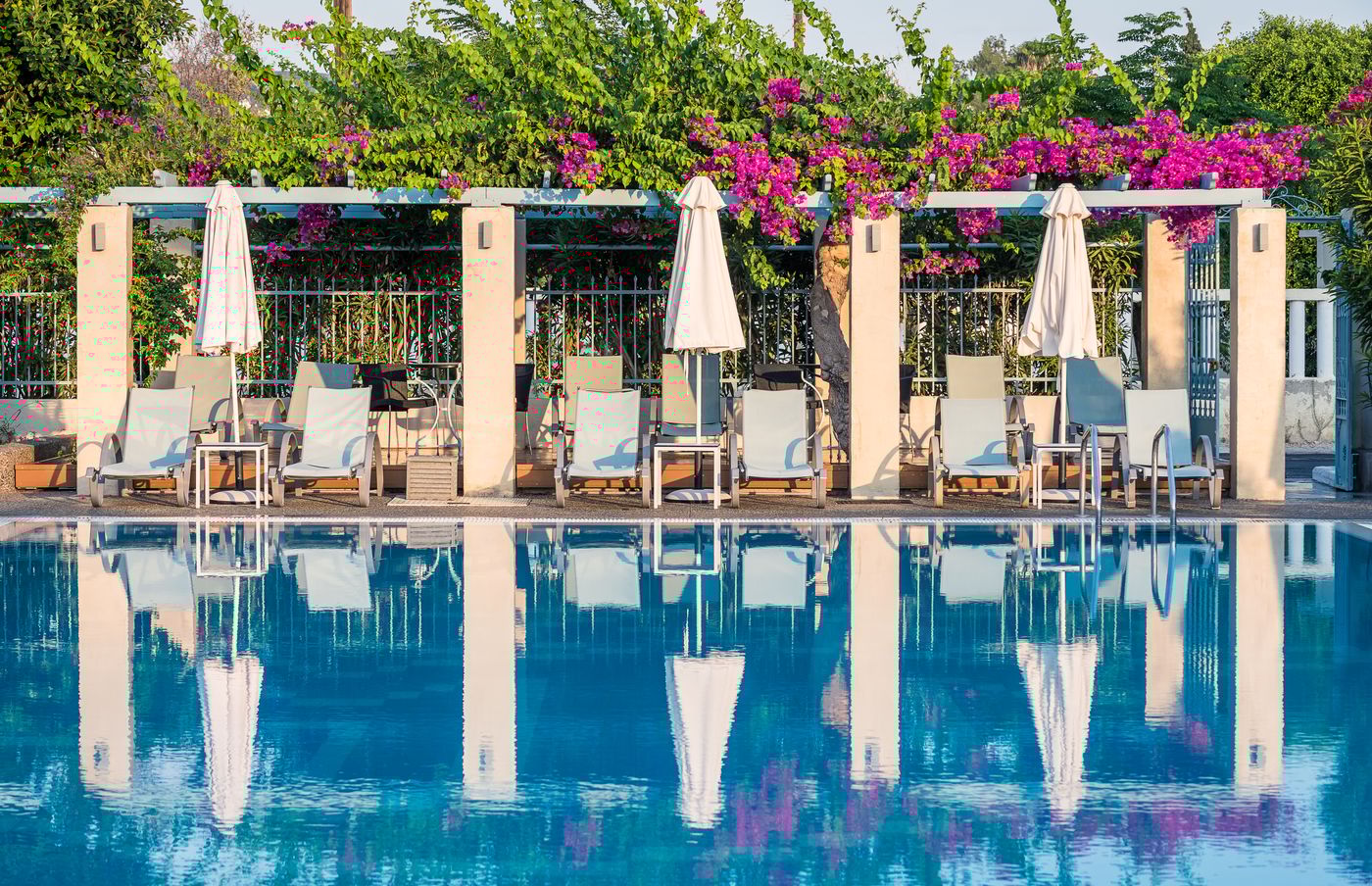 Nissia-Apartments-Pool-7